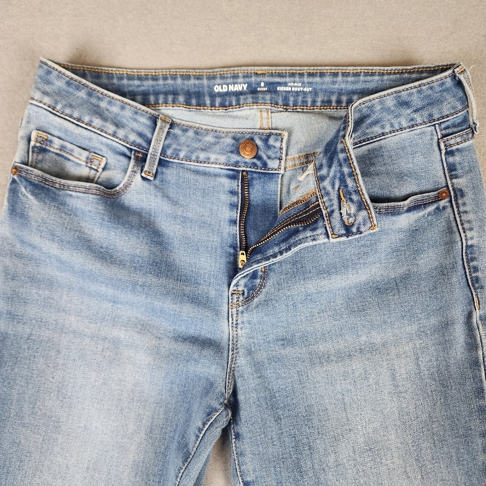 Old Navy Mid Rise Knicker Boot Cut Classic Blue Women's Jeans Size 8 Short - Picture 2 of 10